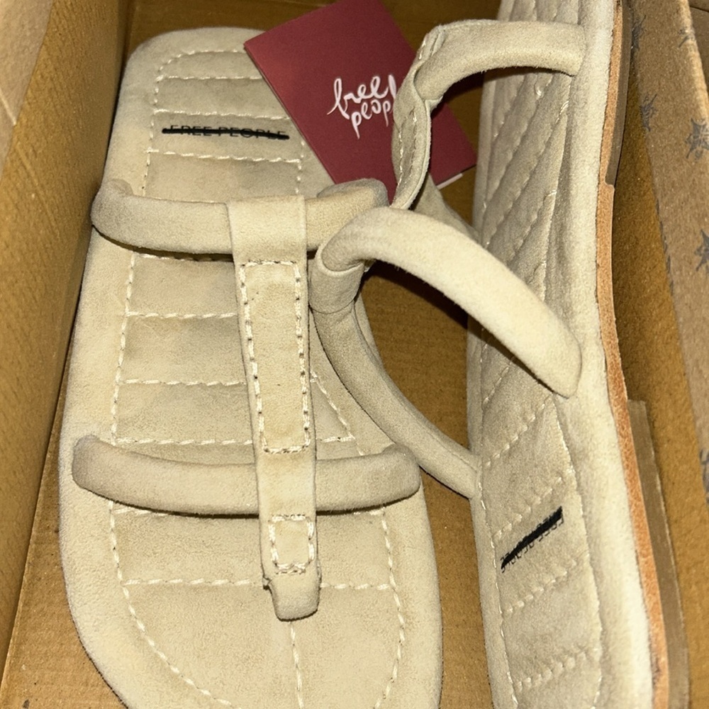 NWT Free People Hadden Sandal in Cafe size 8.5 - Picture 3 of 10